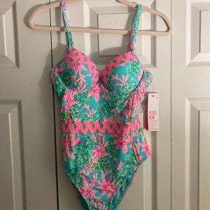Swimsuit- NWT - Lilly Pulitzer Palma One Piece Swimsuit Size 6